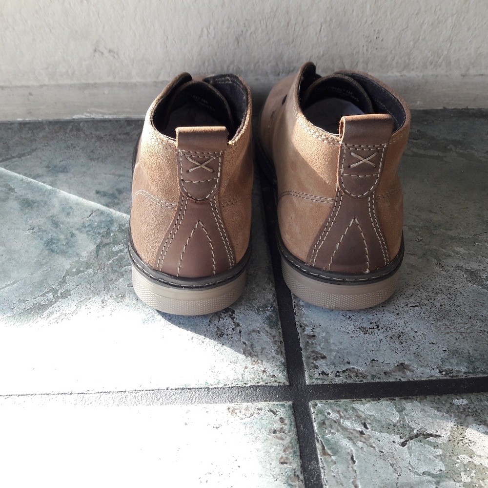 Hawke and Co boots - Picture 2 of 4